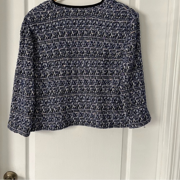 St. John Women's Navy and White Tweed Blazer - Picture 3 of 5